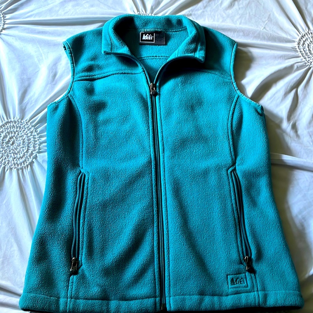 REI Women’s Vest